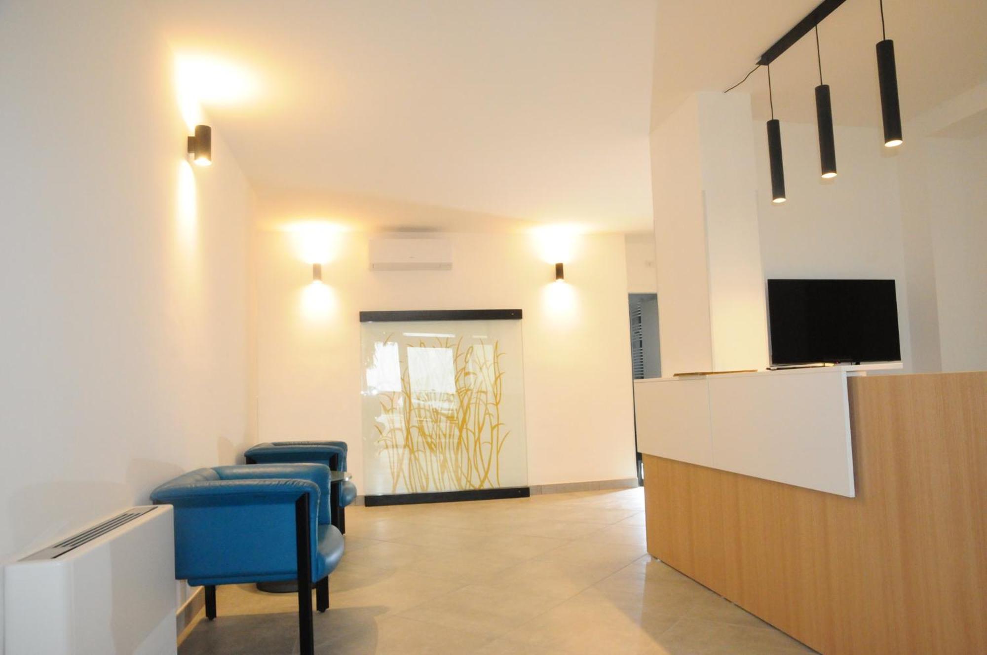 House Of Oscar Aparthotel Adria Buitenkant foto